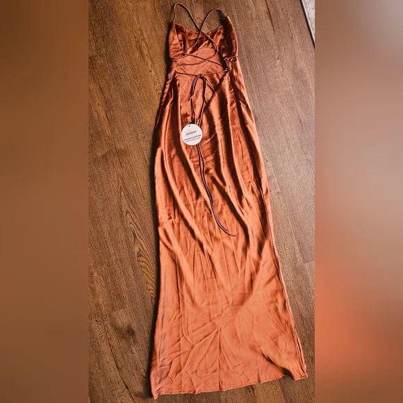 Elegant Backless Satin Dress - Brown - Picture 9 of 9